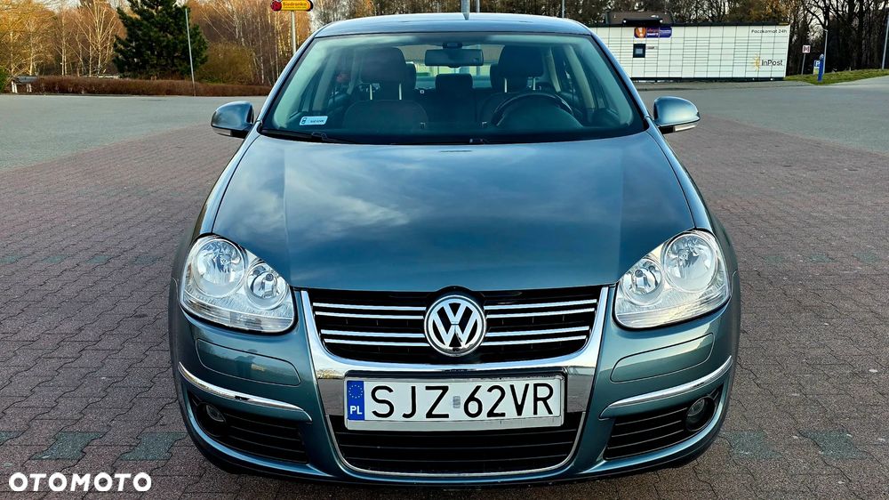 Volkswagen Jetta - 7