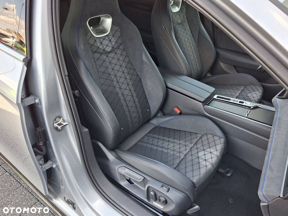 Volkswagen Passat - 16