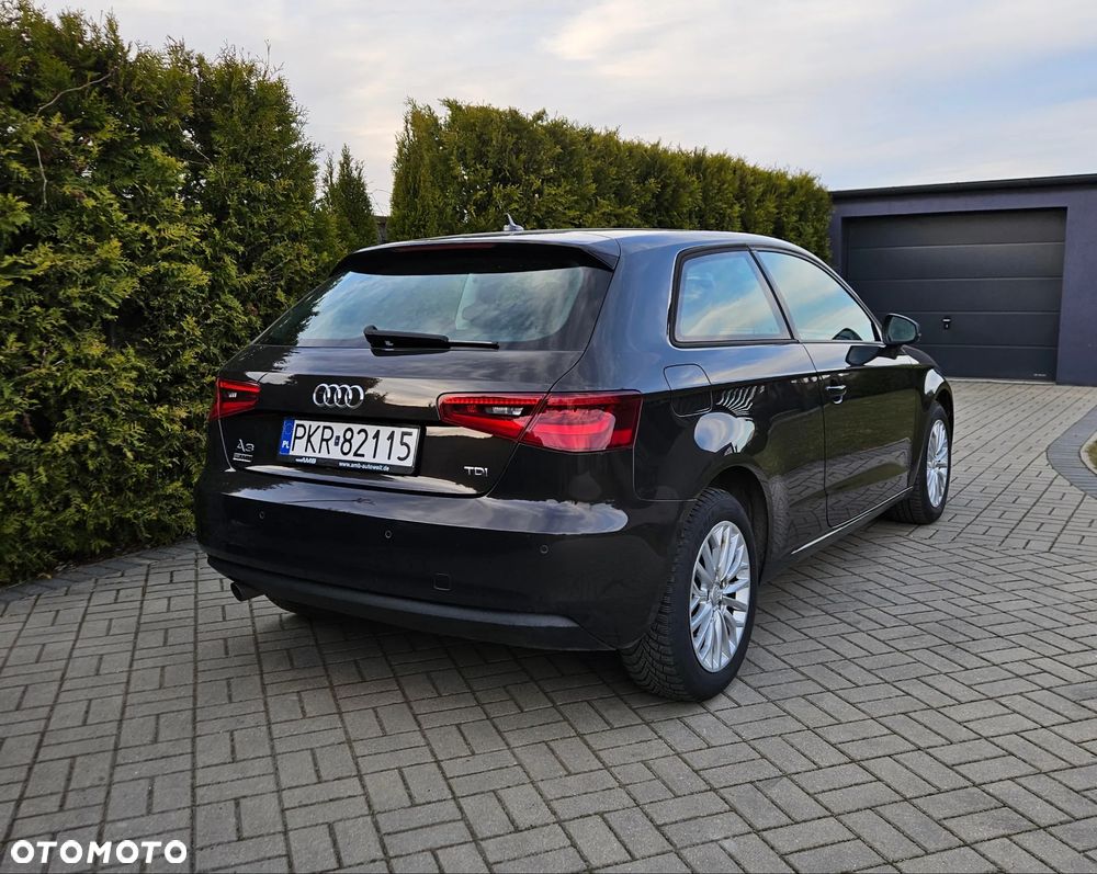 Audi A3 3-drzwiowe 1.6 TDI Attraction - 13