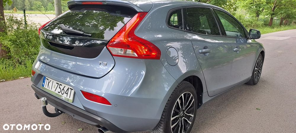 Volvo V40 T3 Geartronic Momentum - 6