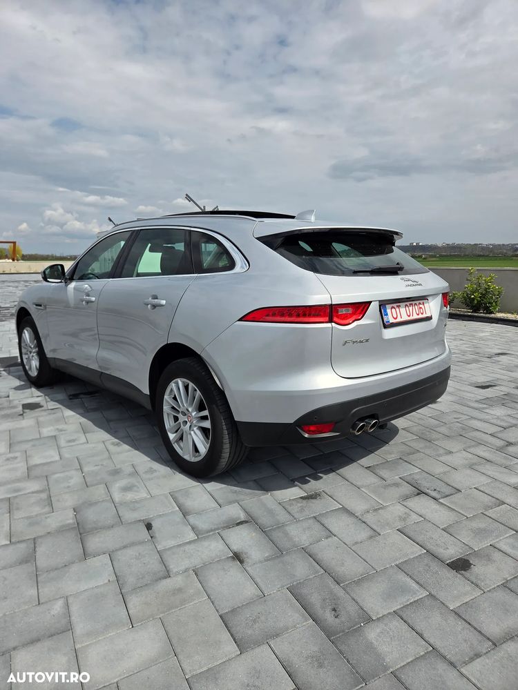Jaguar F-Pace 20d AWD Prestige - 3