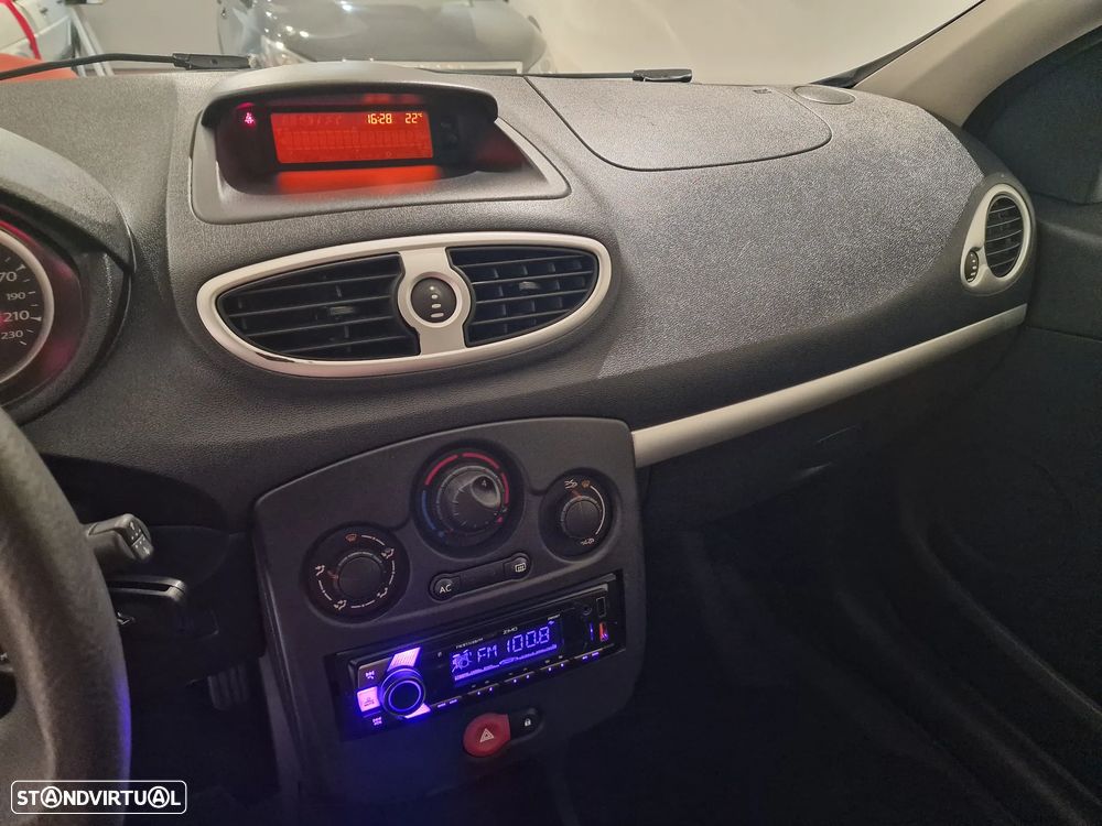 Renault Clio Break 1.5 dCi Dynamique S C.Reb - 25