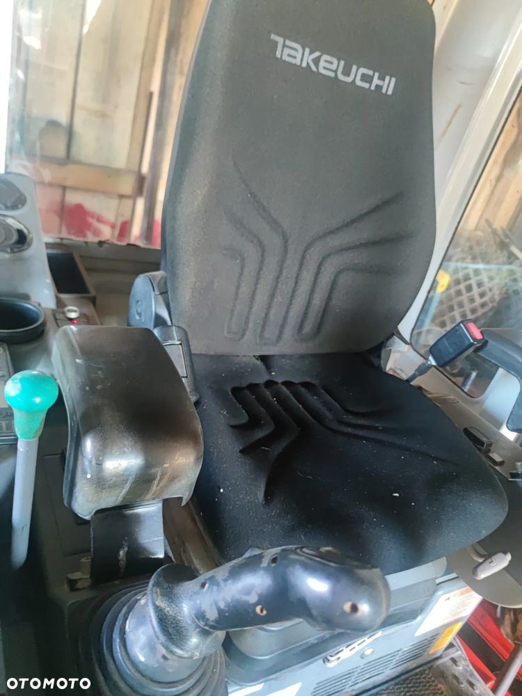 Takeuchi TB228 - 3