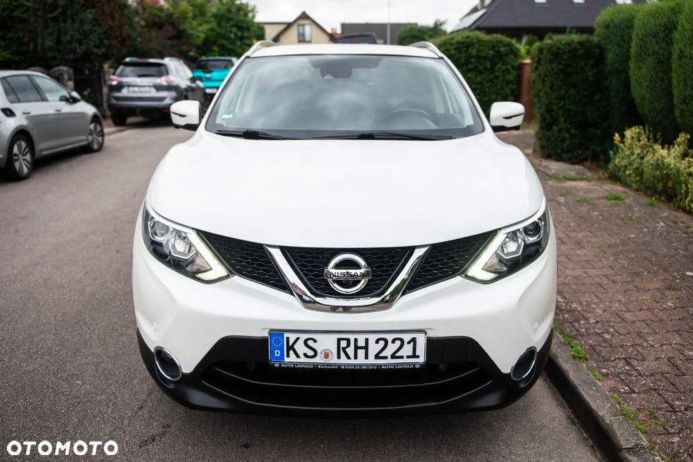 Nissan Qashqai 1.6 DIG-T Tekna - 2