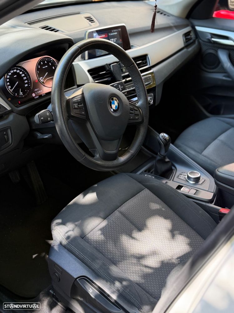 BMW X1 sDrive18i - 10