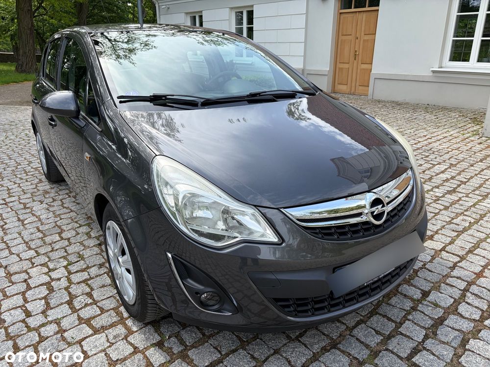 Opel Corsa 1.4 16V Cosmo - 20