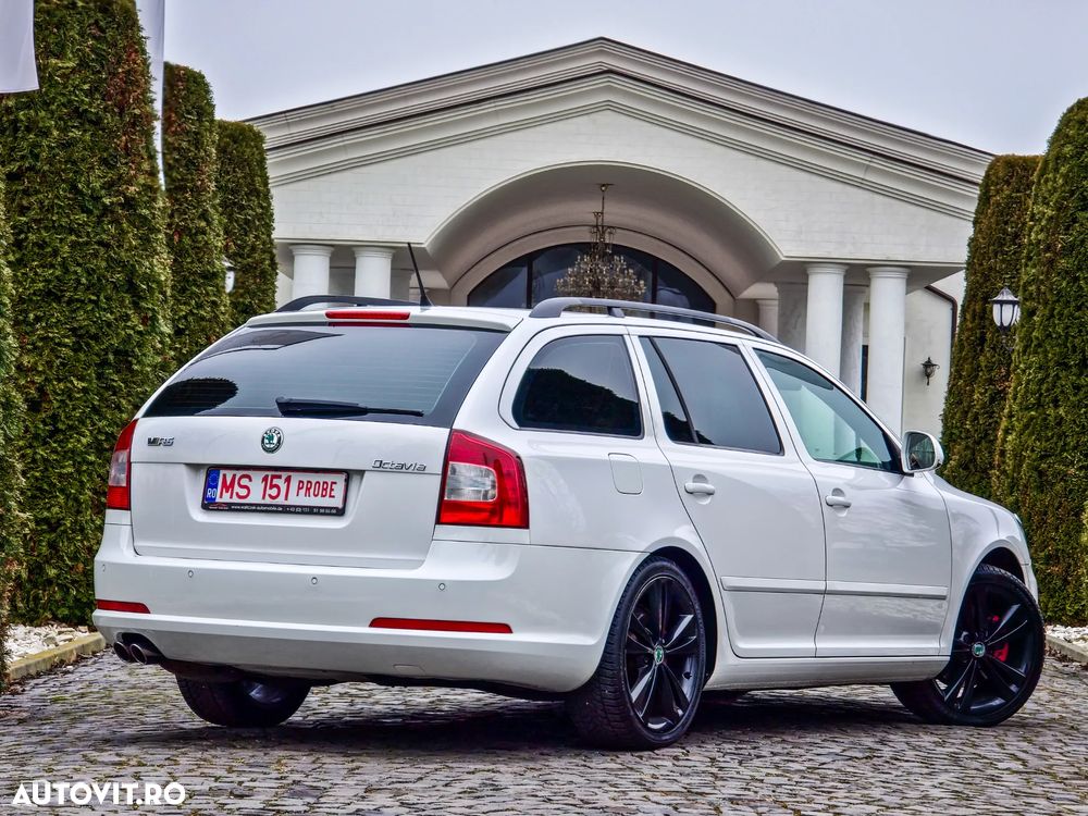 Skoda Octavia 2.0 TDI RS - 14