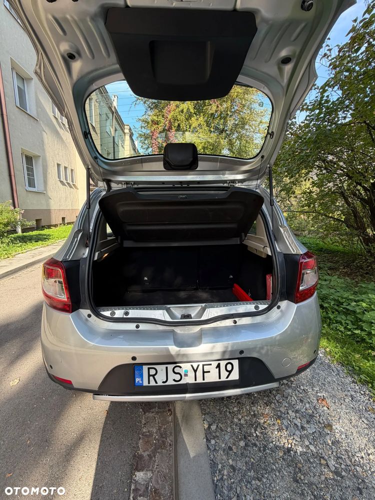 Dacia Sandero - 9