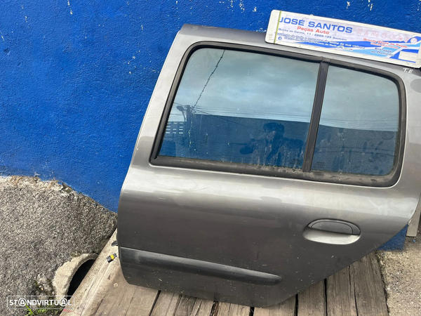 Porta Traseira Esquerda Renault Clio II 1998 - 2005