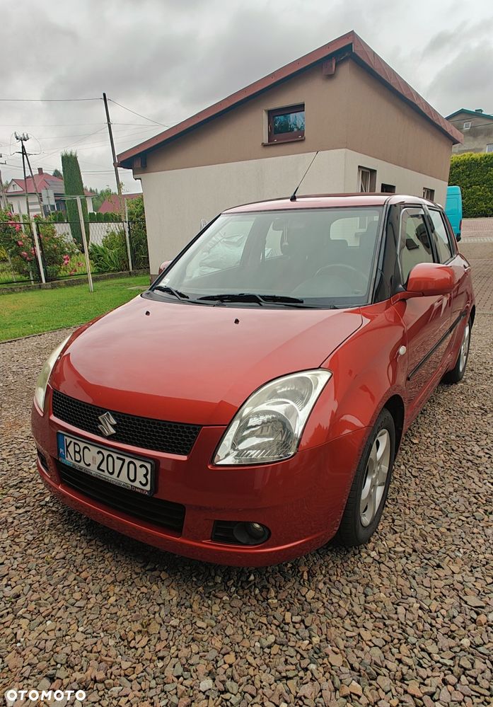 Suzuki Swift - 1
