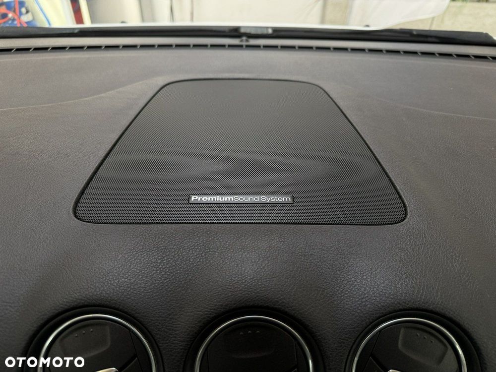 Ford S-Max 2.0 TDCi DPF Titanium - 27