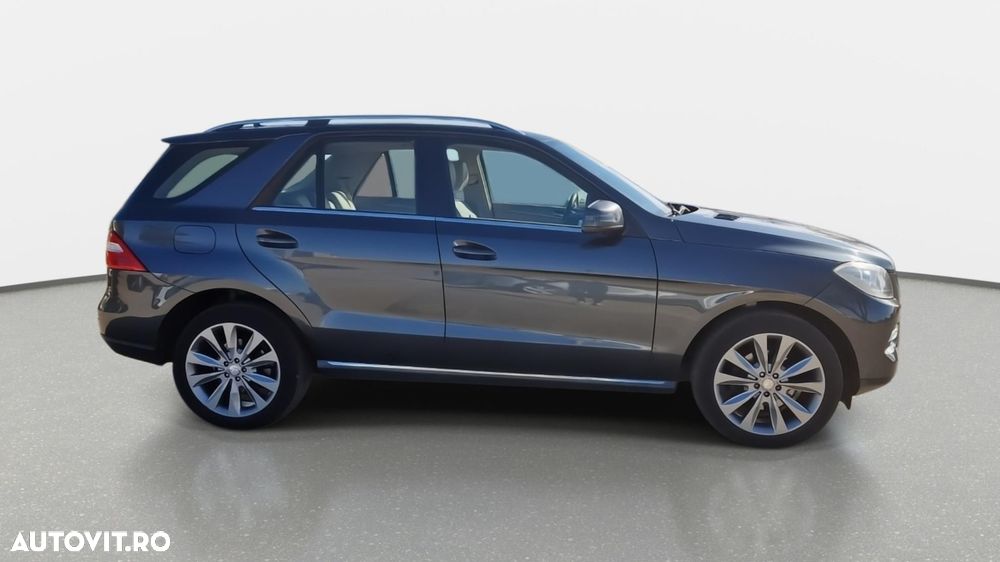 Mercedes-Benz ML 250 BlueTec 4MATIC Aut - 5