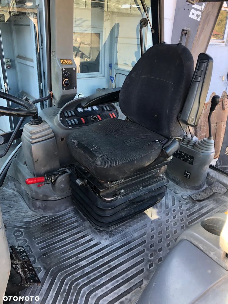 Volvo BL71 - 11