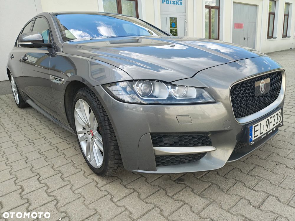 Jaguar XF 20d AWD R-Sport - 8