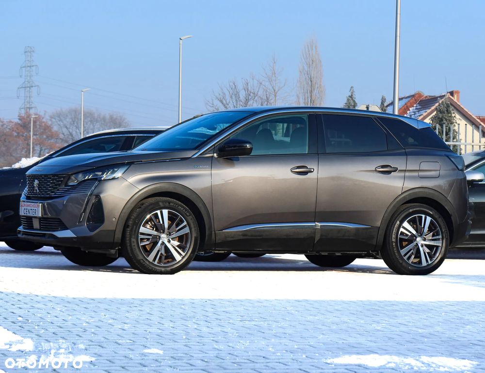 Peugeot 3008 1.6 PureTech HYbrid4 GT S&S EAT8 - 1