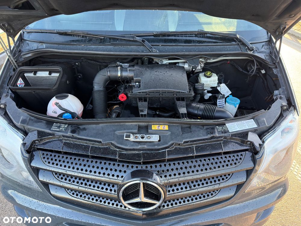 Mercedes-Benz Sprinter - 29