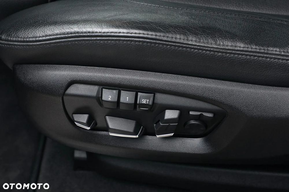 BMW X5 xDrive40e - 13