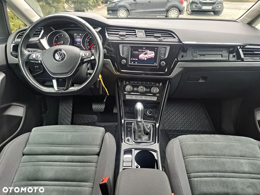 Volkswagen Touran 1.4 TSI (BlueMotion Technology) DSG Highline - 9