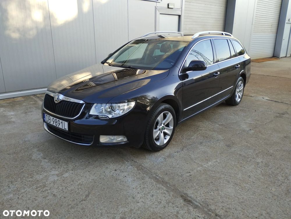 Skoda Superb 2.0 TDI 4x4 Ambition - 19