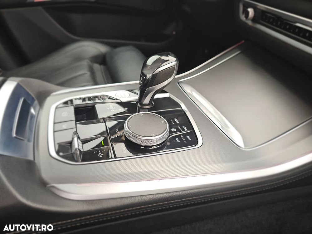 BMW X5 xDrive45e xLine - 39