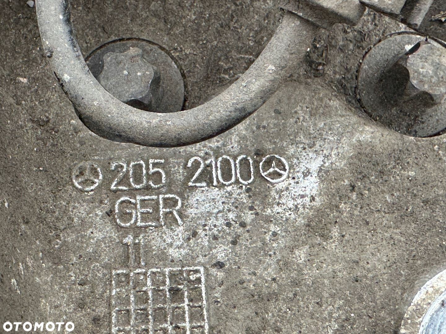 ZWROTNICA WAHACZE PIASTA LEWY PRZÓD MERCEDES W205 2.2 CDI 2052100 - 10