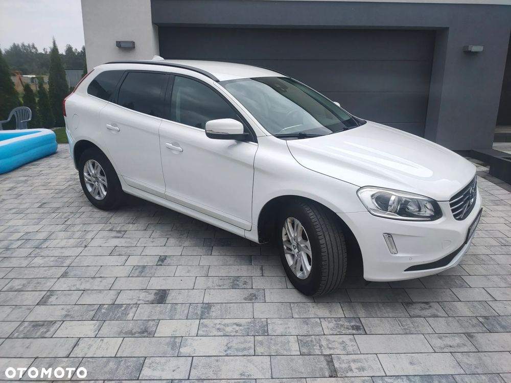 Volvo XC 60 D3 Drive-E Momentum - 9