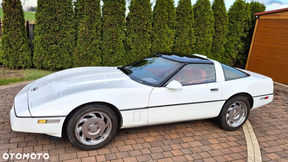 Chevrolet Corvette - 3