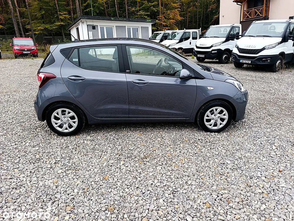 Hyundai i10 1.2 GO - 10