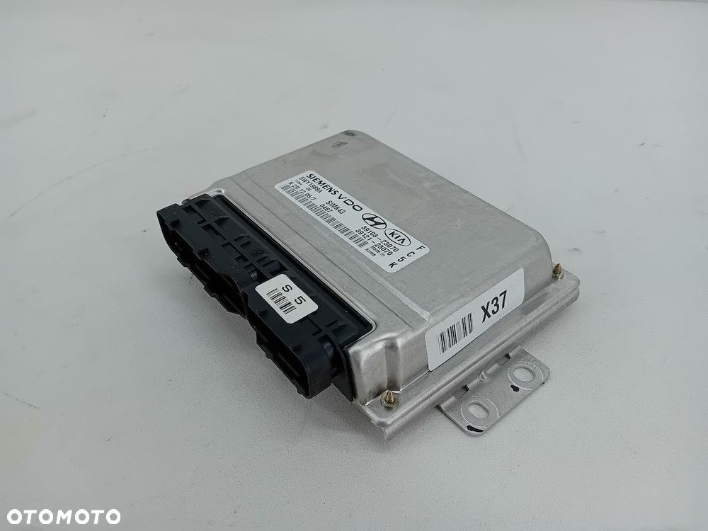 KOMPUTER, STEROWNIK KIA SPORTAGE II 39103-23070   39121-23070 5WY1988A 2.0 - 5