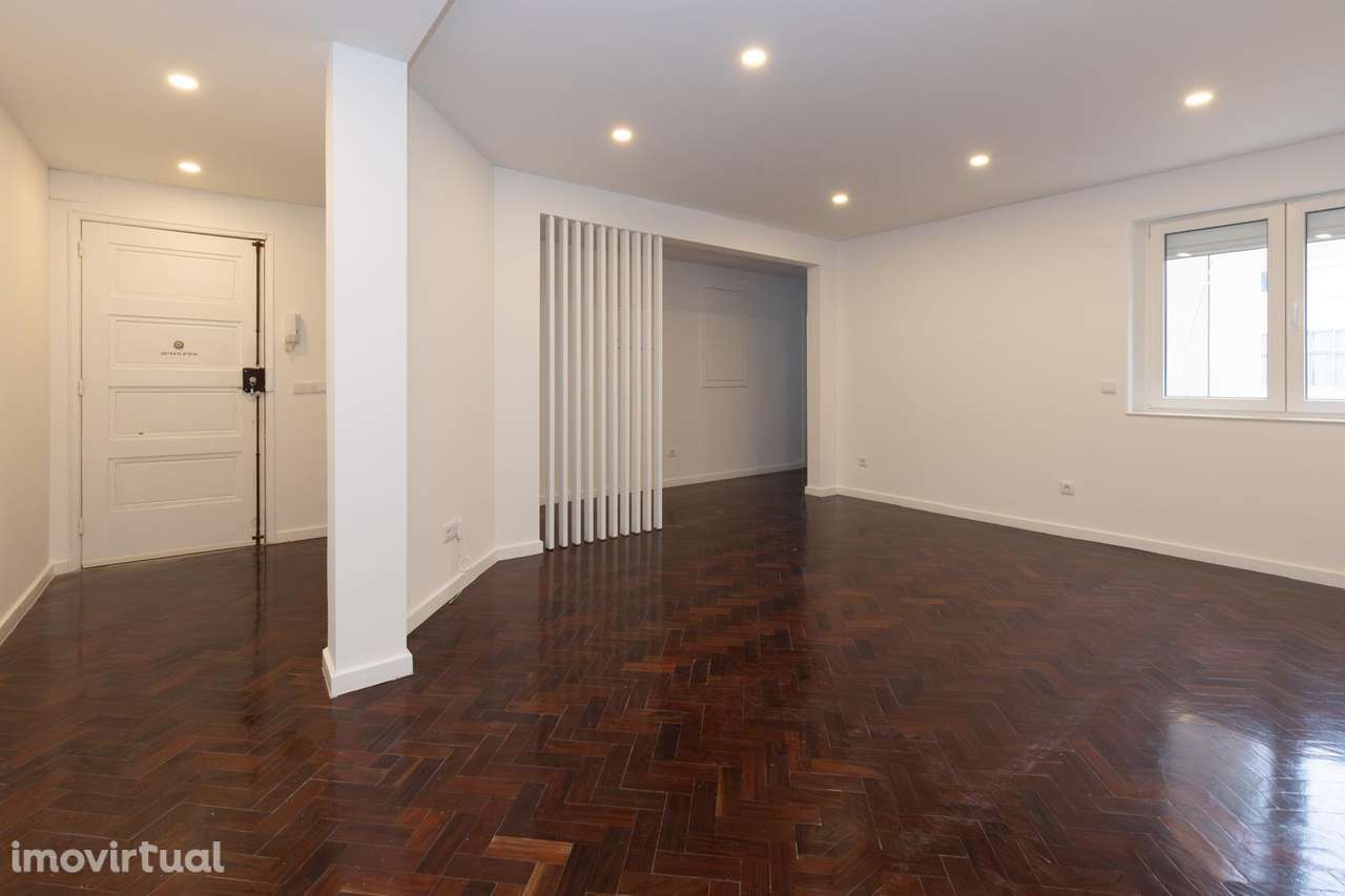 T3 na Av. de Roma – Renovado e a Estrear - Grande imagem: 4/15