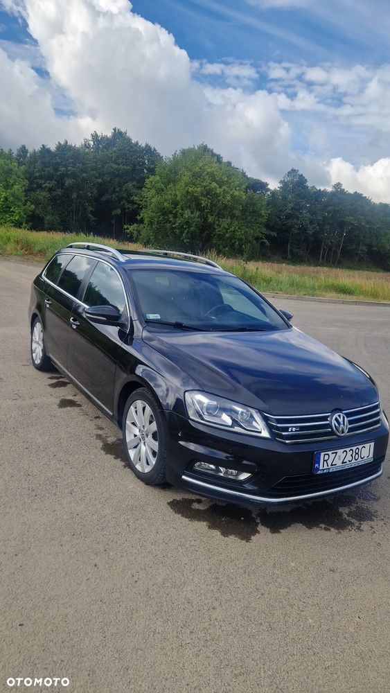 Volkswagen Passat - 1