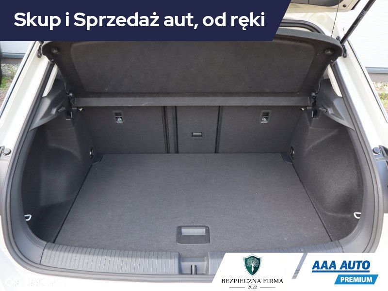 Volkswagen T-Roc - 16