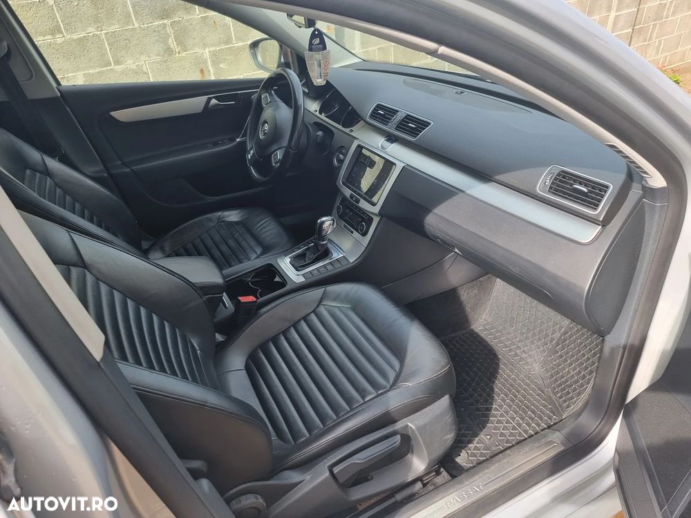 Volkswagen Passat Variant 2.0 TDI 4Motion DPF DSG Comfortline - 13