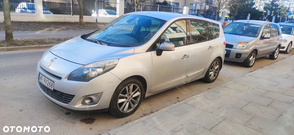 Renault Scenic - 6
