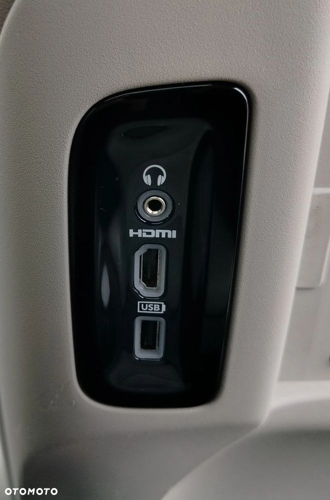 Chrysler Pacifica - 29