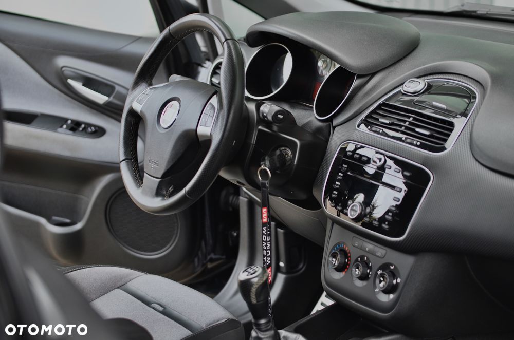 Fiat Punto Evo 1.4 16V Multiair Turbo Racing Start&Stop - 31