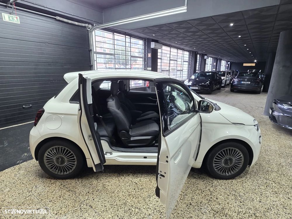 Fiat 500e 3 + 1 42 kWh Icon - 19
