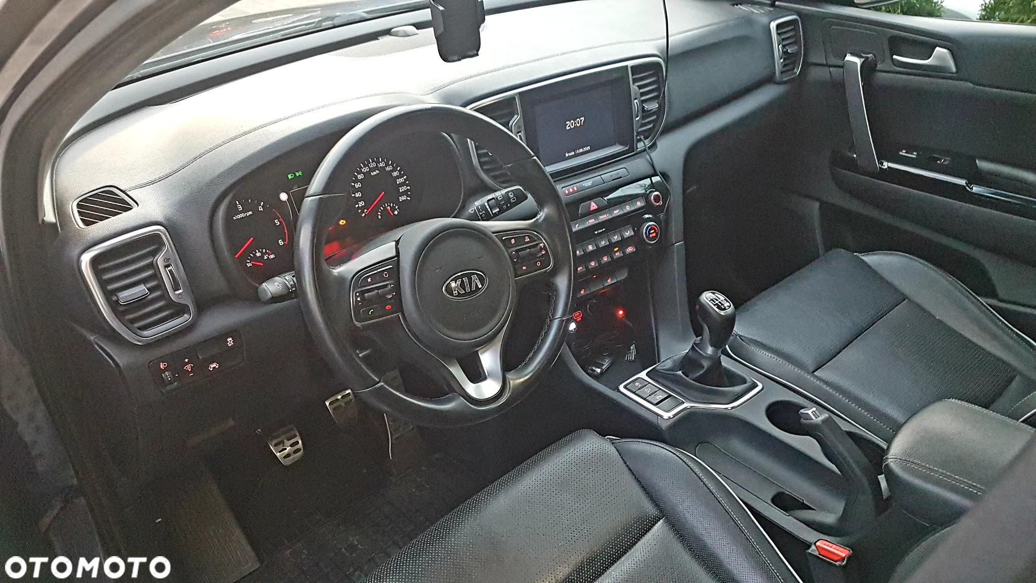 Kia Sportage 1.7 CRDI XL 2WD - 9