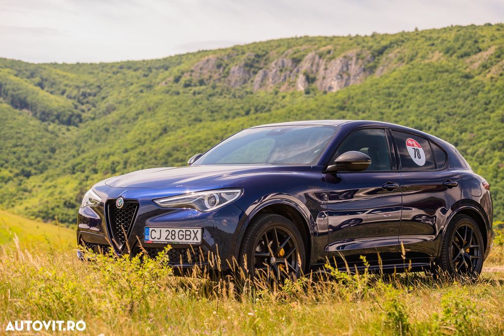 Alfa Romeo Stelvio 2.0 Turbo AWD AT8 Veloce - 3
