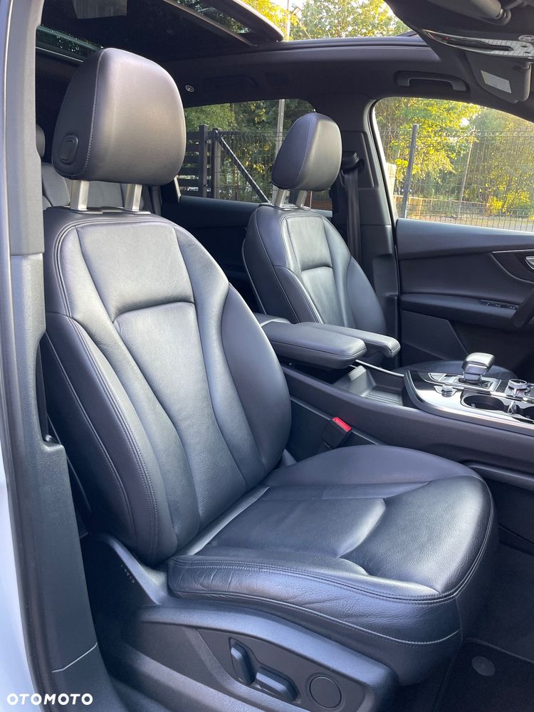 Audi Q7 55 TFSI quattro tiptronic - 17