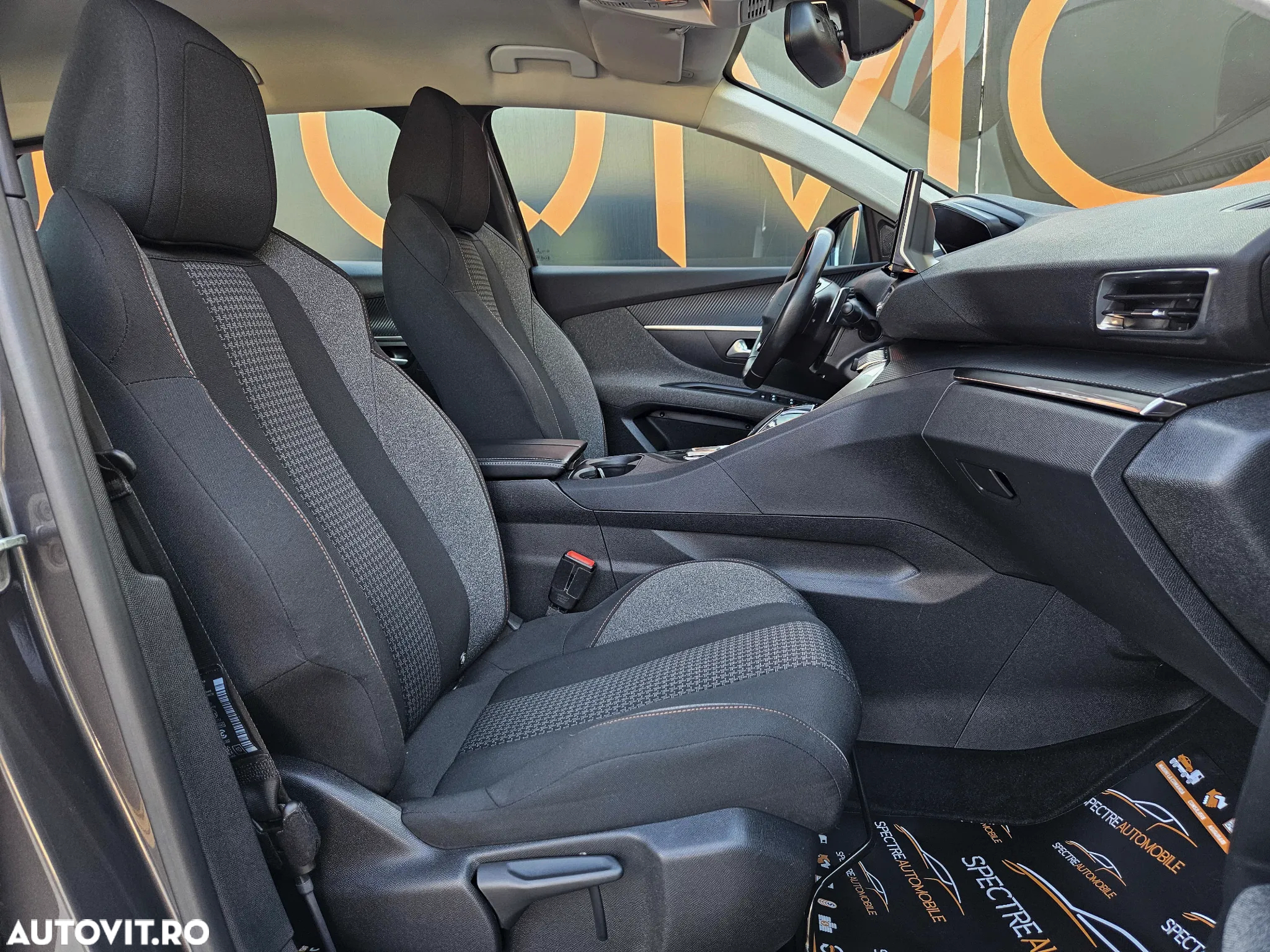 Peugeot 3008 1.5 BlueHDI 130 EAT8 Allure Pack - 13