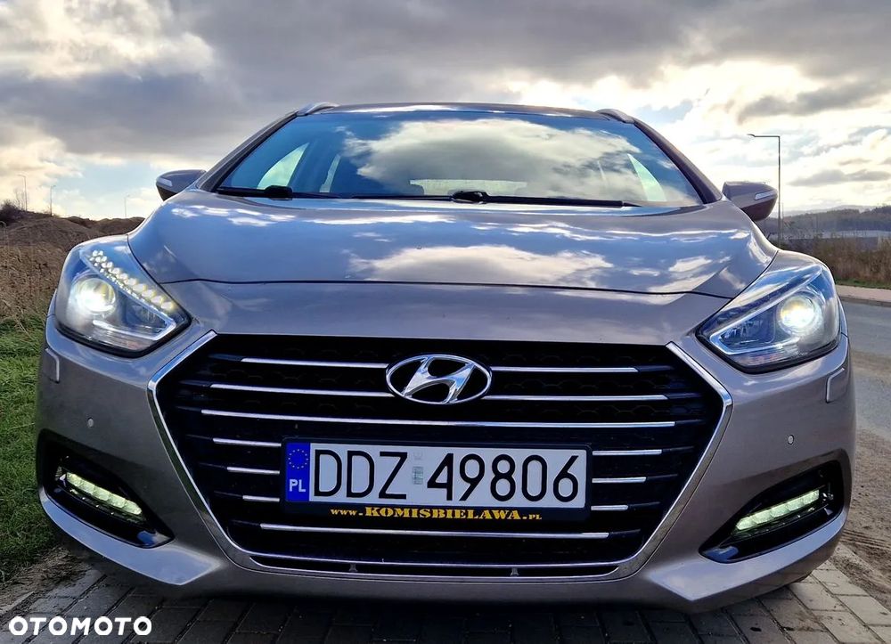 Hyundai i40 Kombi blue 1.7 CRDi DCT Premium - 5