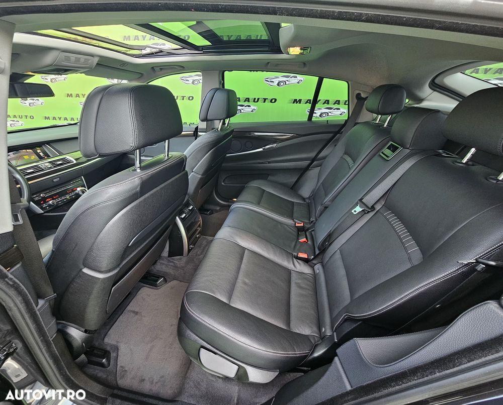 BMW Seria 5 520d Aut. Luxury Line - 13