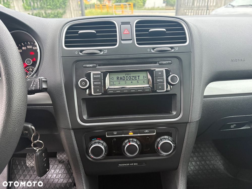 Volkswagen Golf 1.4 Style - 36