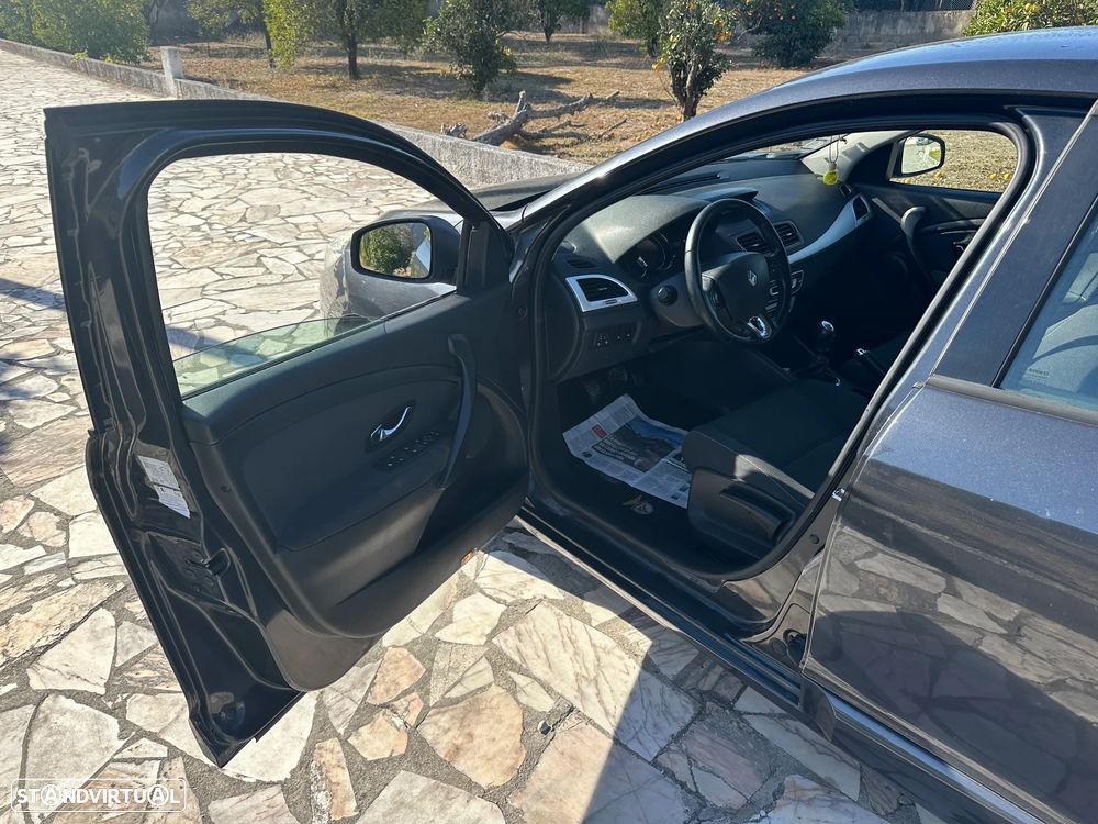 Renault Mégane 1.5 dCi Comfort SS - 12