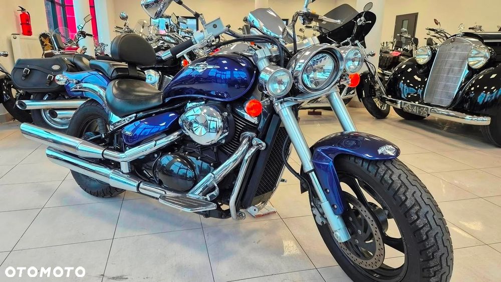 Suzuki Intruder - 22