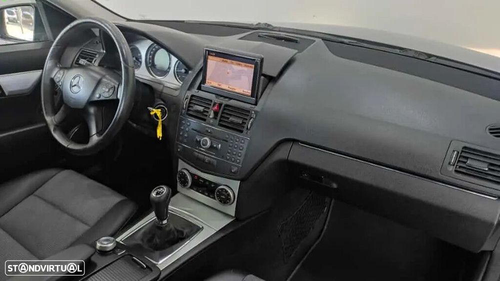 Mercedes-Benz C 250 CDI Classic BlueEfficiency - 23