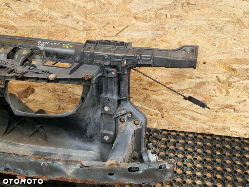BMW E87 ER1 PAS PRZEDNI KOMPLET - 5