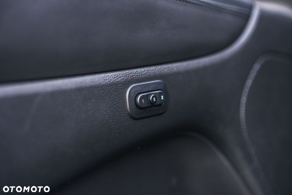 Jeep Grand Cherokee 5.7 V8 HEMI 4WD Automatik Overland - 22