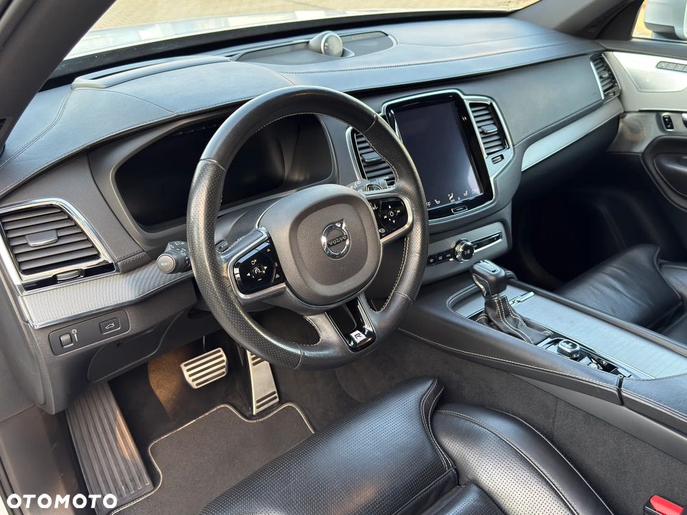 Volvo XC 90 D5 AWD Geartronic RDesign - 15